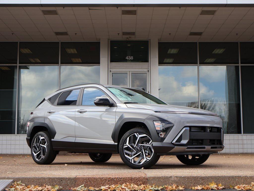 2026 Hyundai Kona SEL Premium's photo