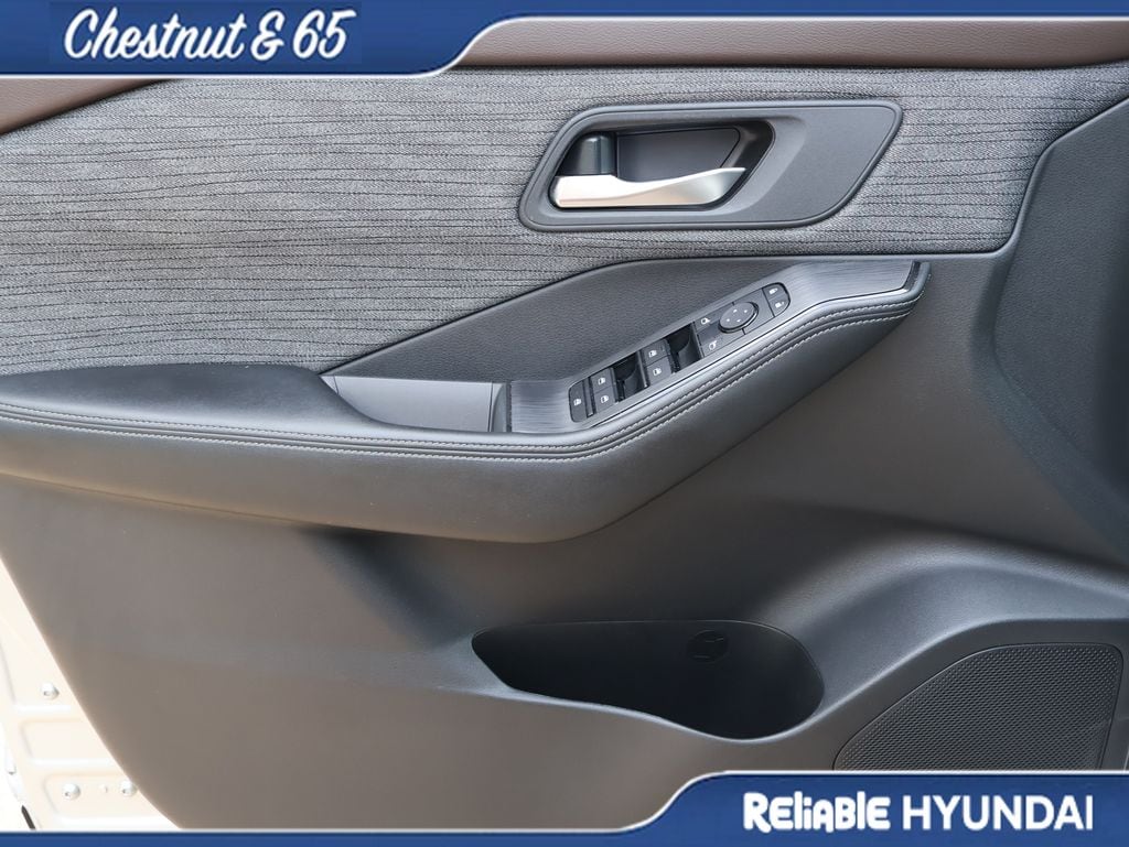 Used 2023 Brilliant Silver Nissan SV image 20