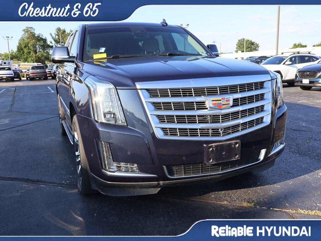 Used 2019 CADILLAC Escalade Luxury SUV