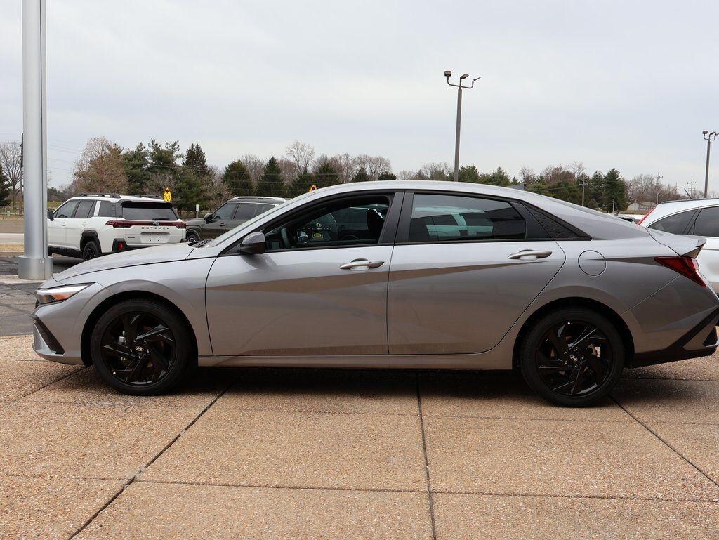 New 2026 Hyundai Elantra SEL Sport Sedan