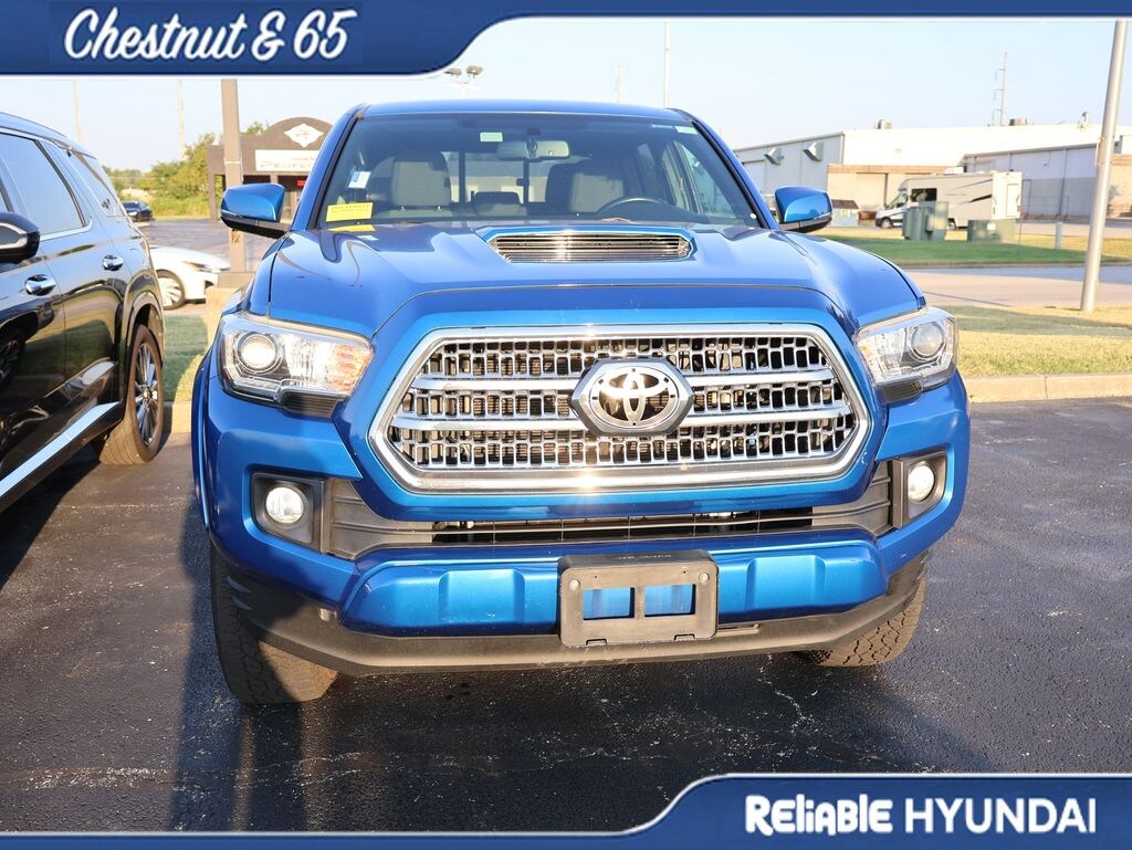 Used 2016 Toyota Tacoma TRD Sport V6 Truck Double Cab