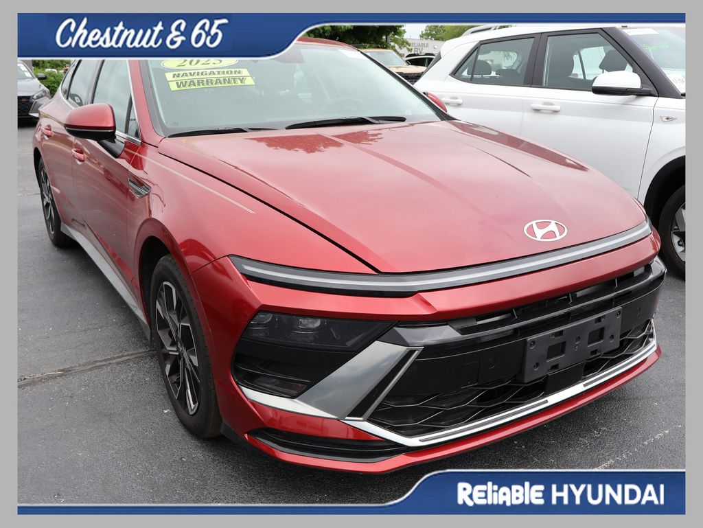 2025 Hyundai Sonata SEL's photo