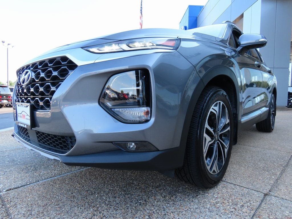 Used 2019 Hyundai Santa Fe Ultimate with VIN 5NMS5CAA4KH105453 for sale in Springfield, MO