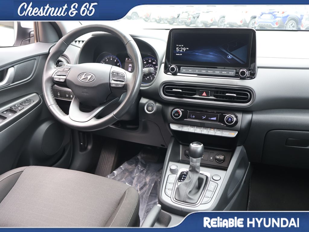 2023 Hyundai Kona SEL - Photo 14