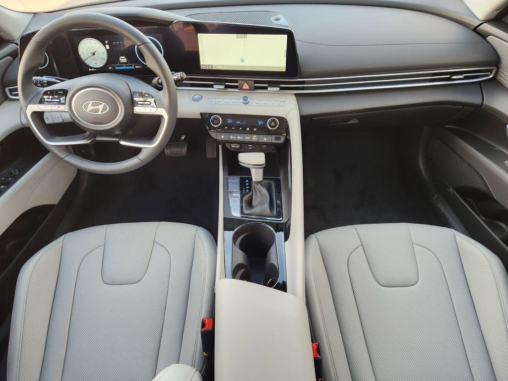 2026 Hyundai Elantra Limited - Photo 28