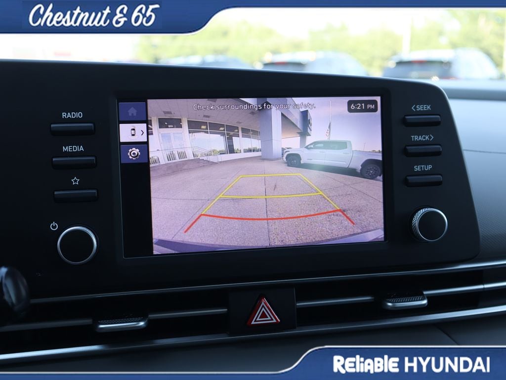 2024 Hyundai Elantra SE - Photo 32