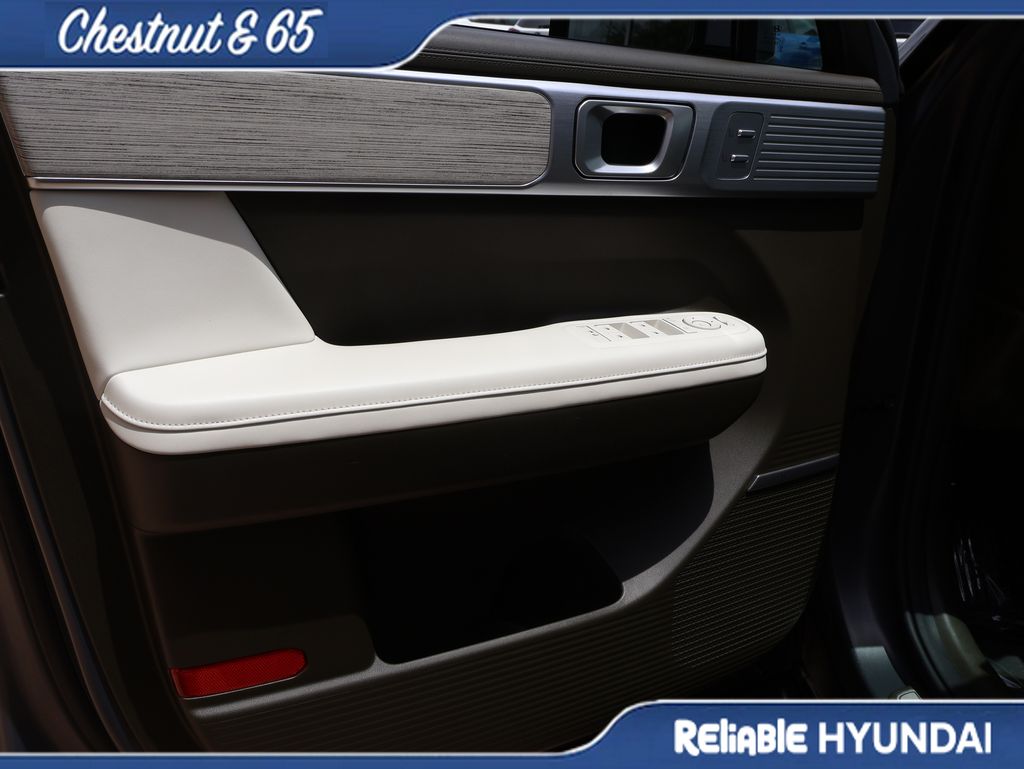 Certified Used 2025 Ecotronic Gray Matte Hyundai Calligraphy image 23