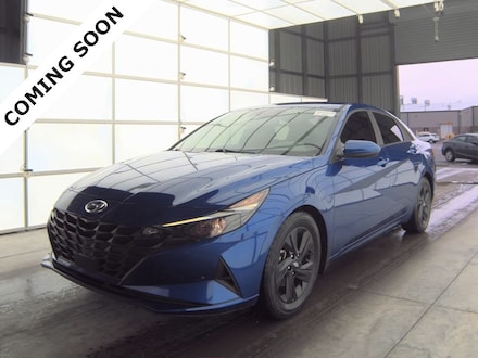 2022 Hyundai Elantra SEL Sedan