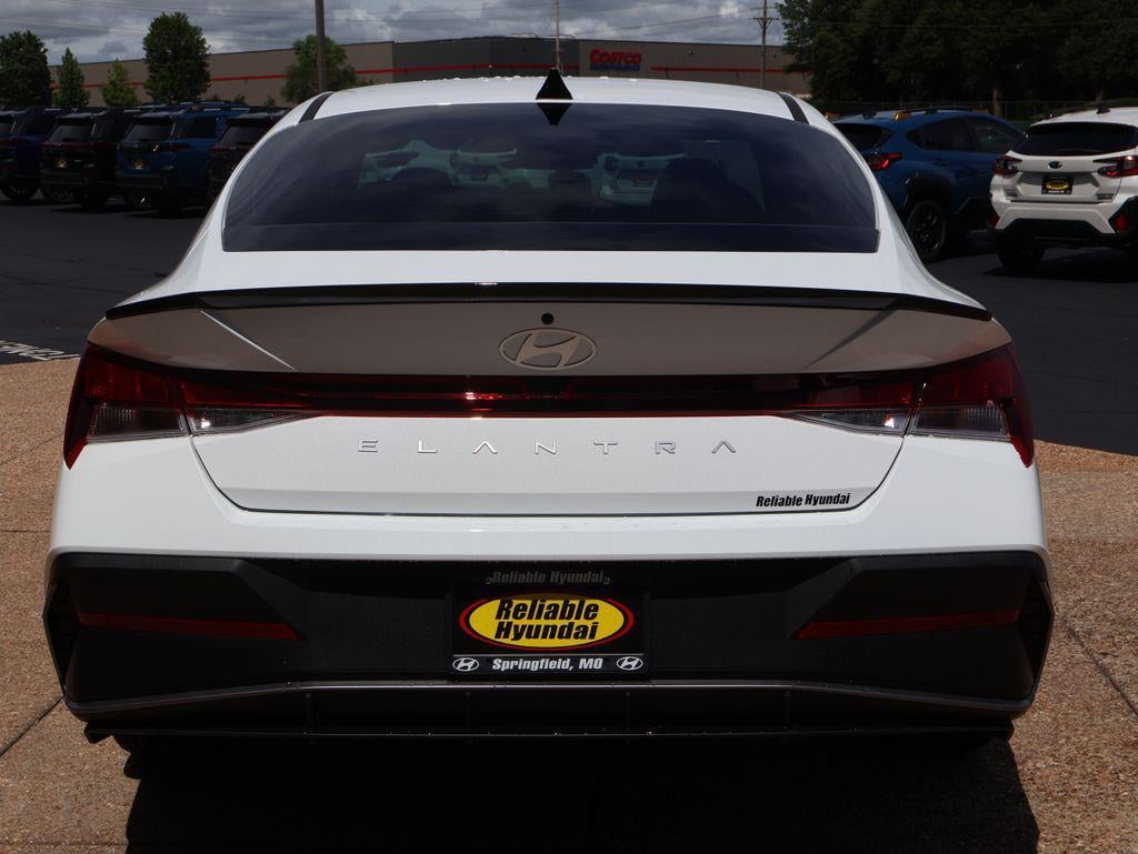 New 2026 Hyundai Elantra SEL Sport Sedan