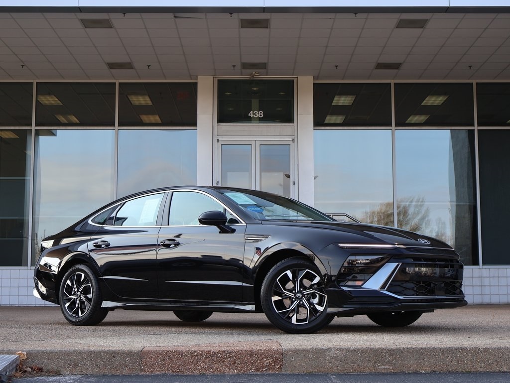 Certified 2025 Hyundai Sonata SEL Sedan