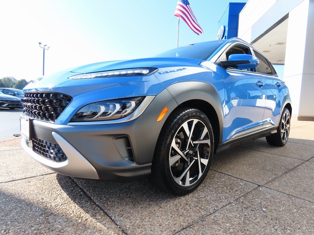 Certified 2022 Hyundai Kona Limited with VIN KM8K53A30NU830431 for sale in Springfield, MO