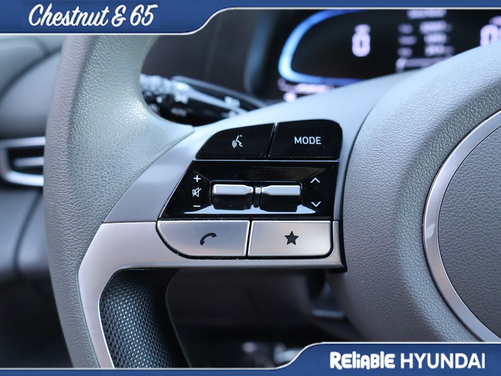 2024 Hyundai Elantra SE - Photo 25