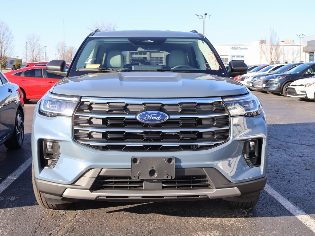 Used 2025 Ford Explorer Active SUV