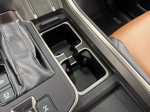 2024 Lexus GX Luxury - Photo 30