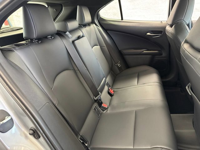 2026 Lexus UX Hybrid 300h F Sport Design - Photo 43