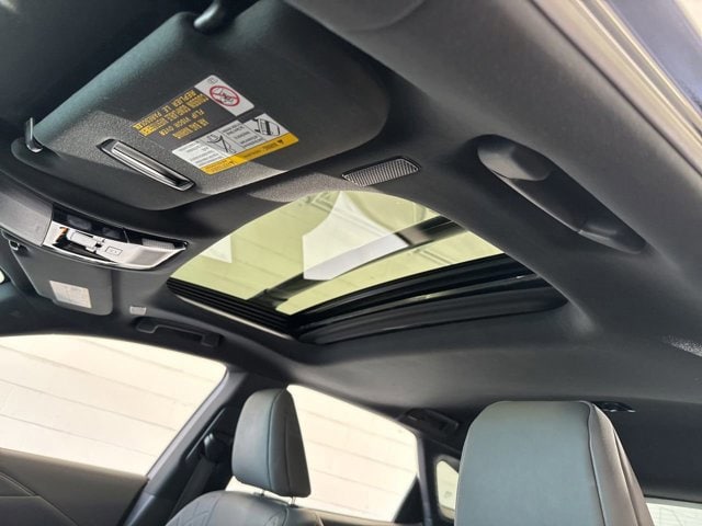 2023 Lexus RX 350 - Photo 17
