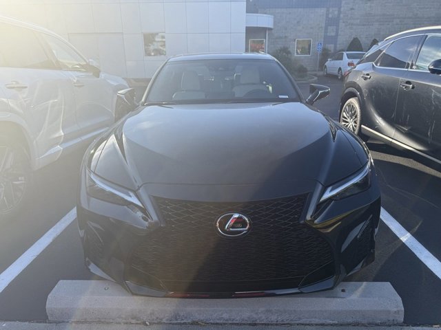 2023 Lexus IS 350 F SPORT's photo