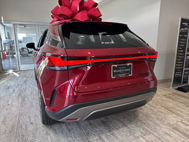 2026 Lexus RX 450h+ Luxury - Photo 6