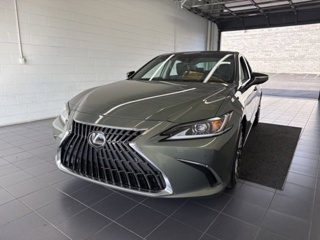 New 2025 Lexus ES 350 Luxury SEDAN