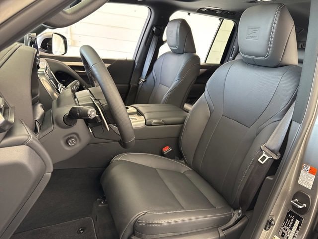 2026 Lexus LX 700h F-Sport - Photo 18