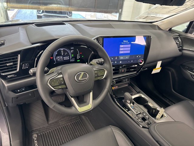 2026 Lexus NX 450h+ Luxury - Photo 18