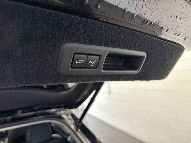 2022 Lexus RX Hybrid 450h - Photo 11