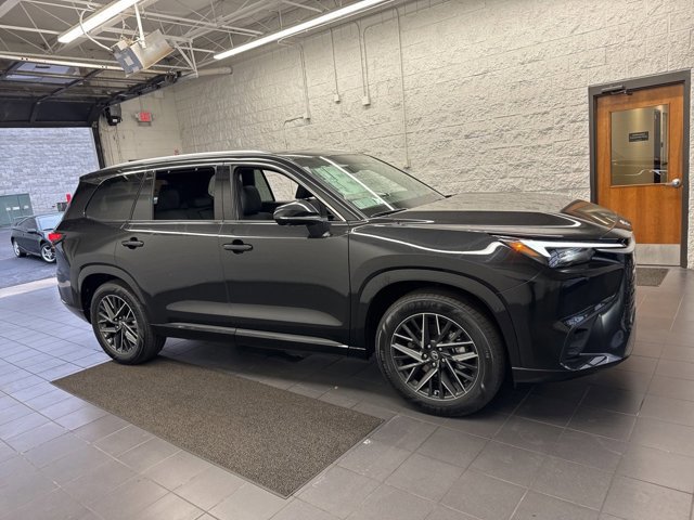 2026 Lexus TX Premium's photo