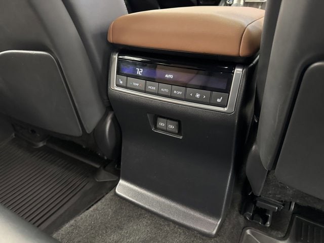 2024 Lexus GX Luxury - Photo 50