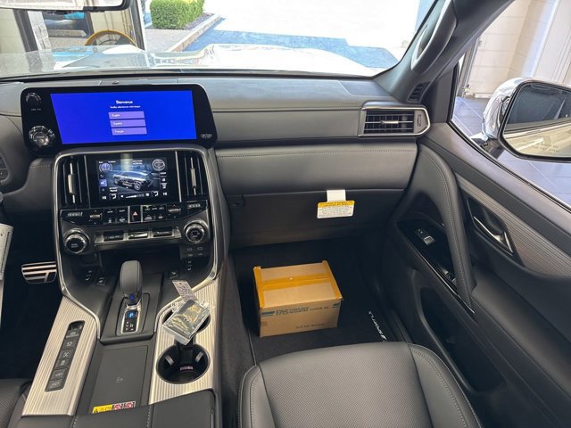 2026 Lexus LX 700h F-Sport - Photo 50