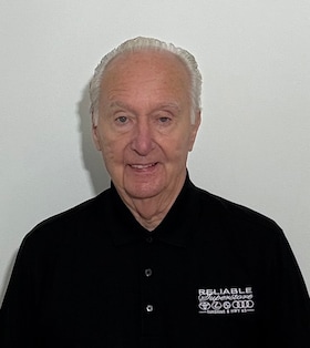 Staff member KEN OLSON from 1804185b68ea