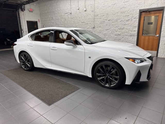 2025 Lexus IS 350 F SPORT DESIGN's photo