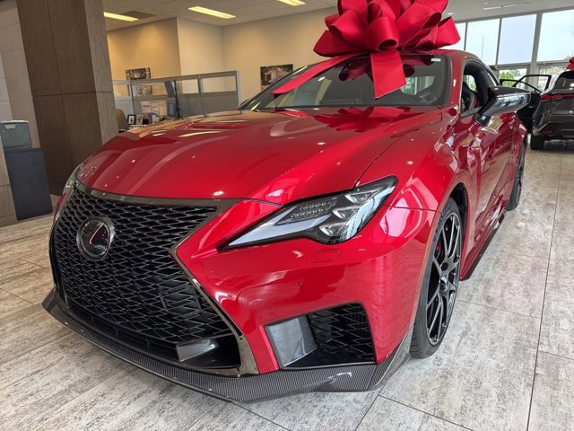 2025 Lexus RC F photo 3