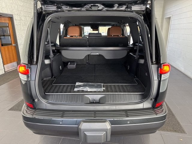 2024 Lexus GX Luxury - Photo 9