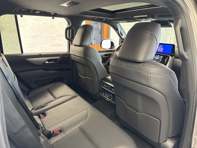 2026 Lexus LX 700h F-Sport - Photo 48