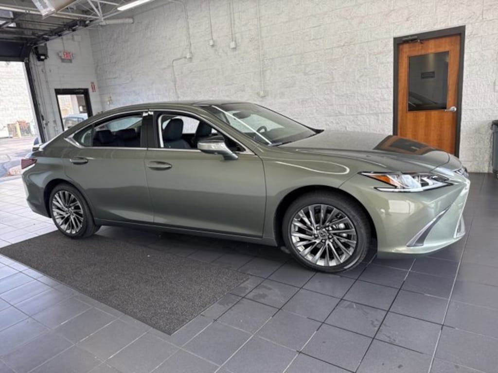 New 2025 Lexus ES 350 Luxury SEDAN
