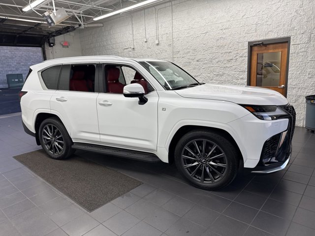 2023 Lexus LX F-Sport's photo