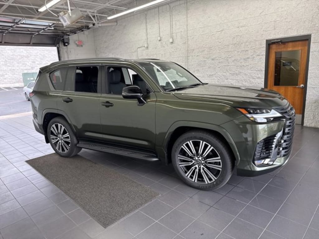 New 2026 Lexus LX 600 Luxury Sport Utility