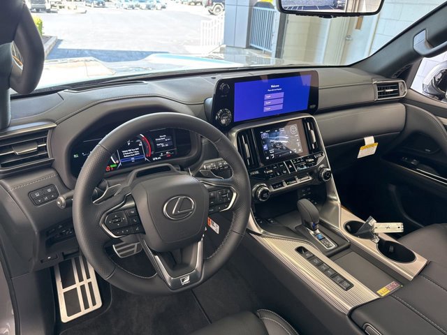 2026 Lexus LX 700h F-Sport - Photo 20