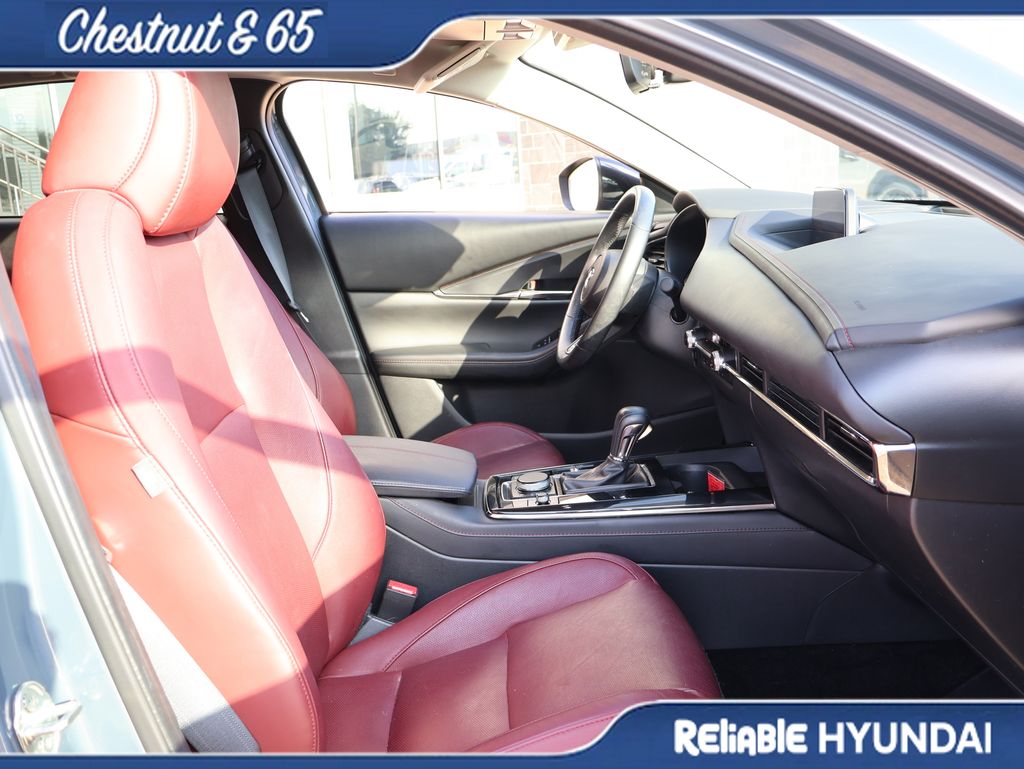Used 2023 Polymetal Gray Metallic Mazda 2.5 S Carbon Edition image 9