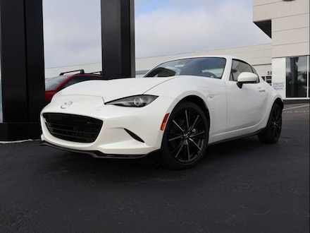 2026 Mazda MX-5 Miata RF Grand Touring CONVERTIBLE