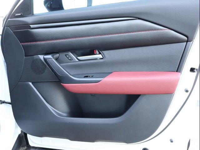 New 2026 Wind Chill Pearl Mazda Premium AWD image 9