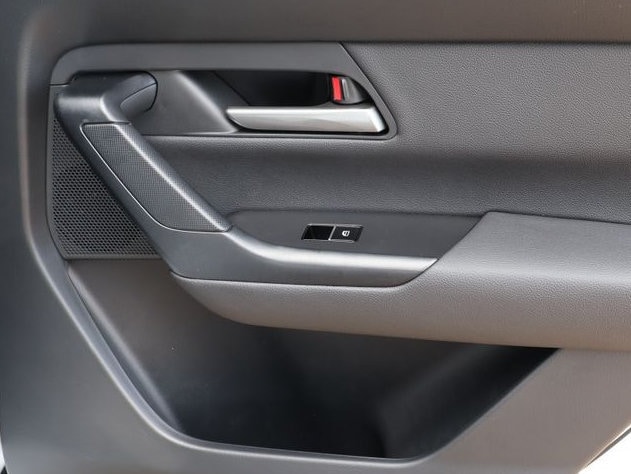New 2026 Wind Chill Pearl Mazda 2.5 S Preferred AWD image 13
