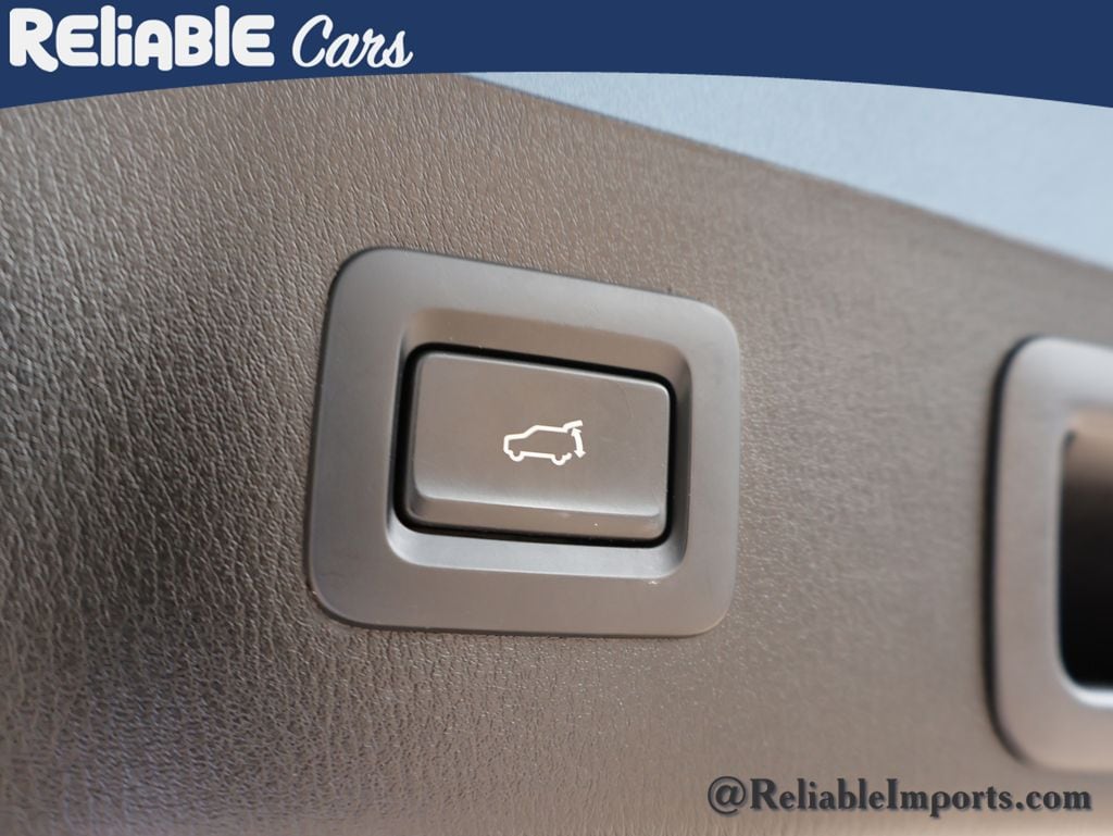 Used 2023 Eternal Blue Mica Mazda 2.5 Turbo Signature image 17