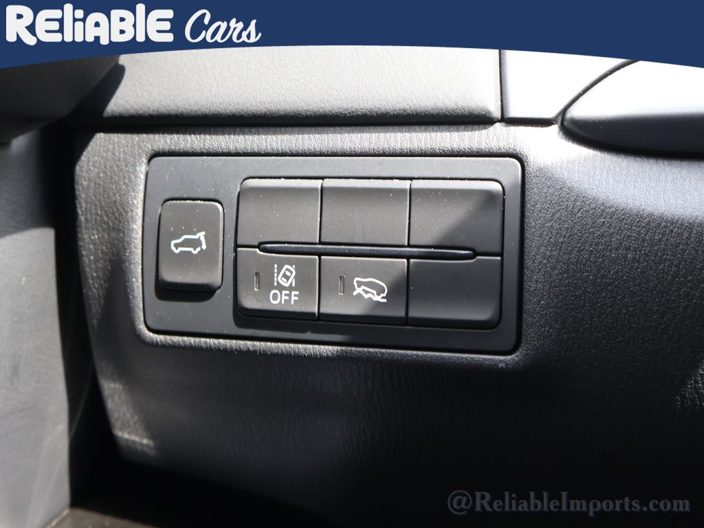 Used 2023 Snowflake White Pearl Mica Mazda Touring Plus image 34