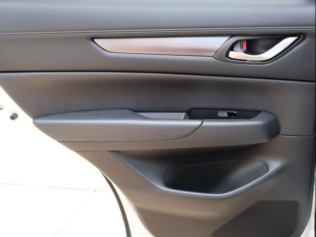 2025 Mazda CX-5 S Select Package - Photo 17
