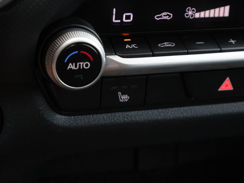 New 2026 Wind Chill Pearl Mazda 2.5 S Preferred AWD image 39