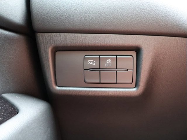 2025 Mazda CX-5 S Select Package - Photo 31