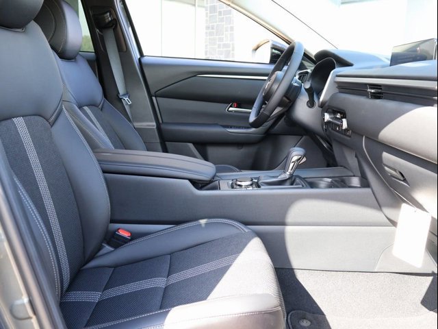 New 2025 Machine Gray Metallic Mazda 2.5 S Select AWD image 10