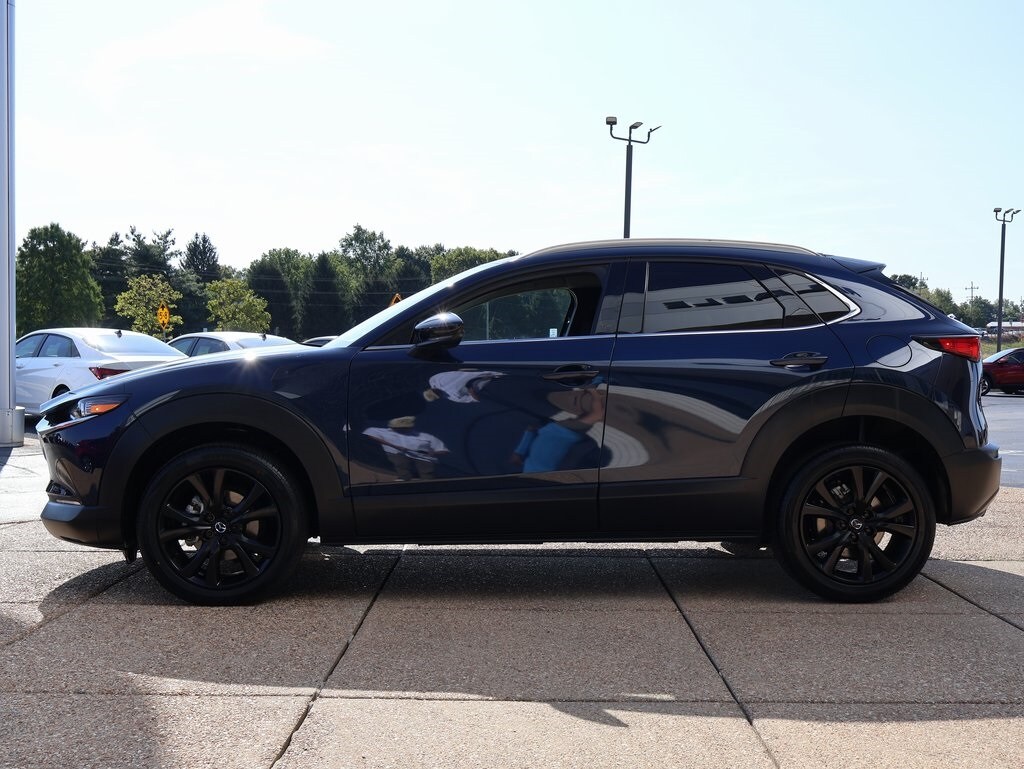 2022 Mazda CX-30 2.5 Turbo Premium Plus photo 2