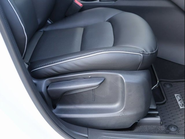 New 2025 Rhodium White Metallic Mazda 2.5 S Select AWD image 11